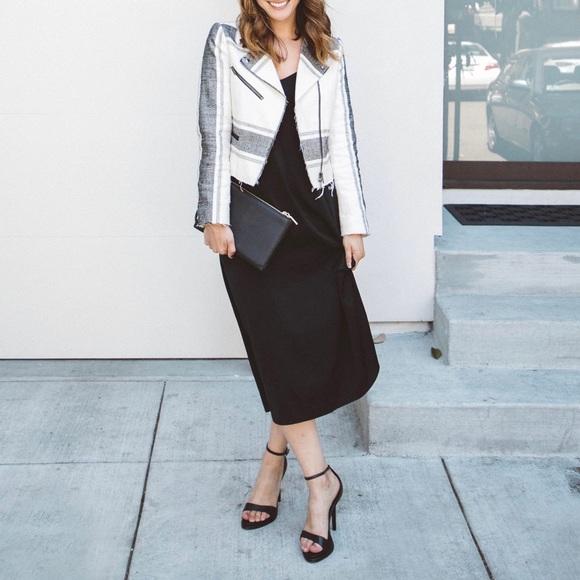 Dagne Dover - Black Crossbody Bag - Picture 2 of 5